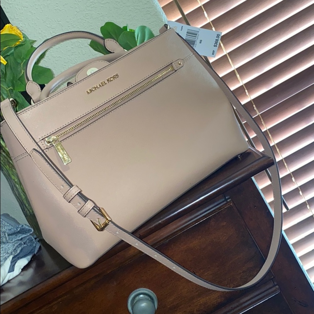 Michael kors mauve purse